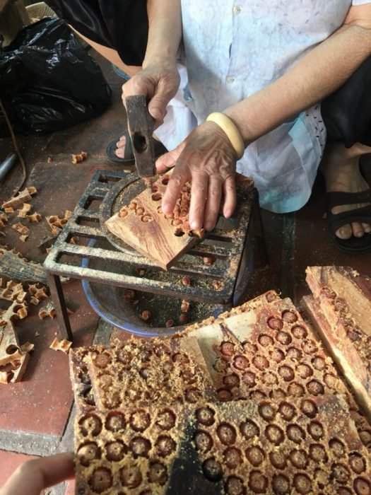 Gỗ hạt cây dâu tằm